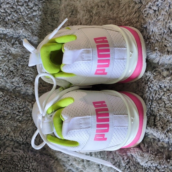 Women’s Puma Axelion Bright Cross Trainers sz 7.5 - Picture 5 of 7